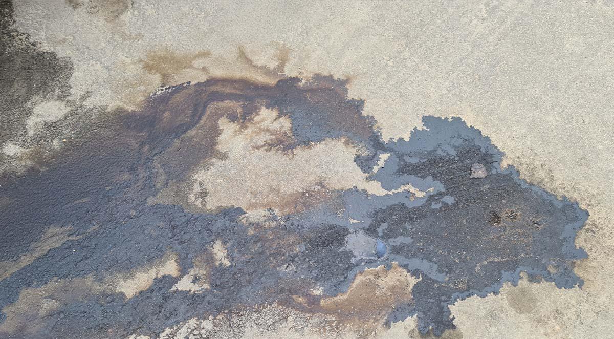 conrete_cleaning_how_to_remove_oil_stains_from_driveway Cates Pressure Washing Blog and articles